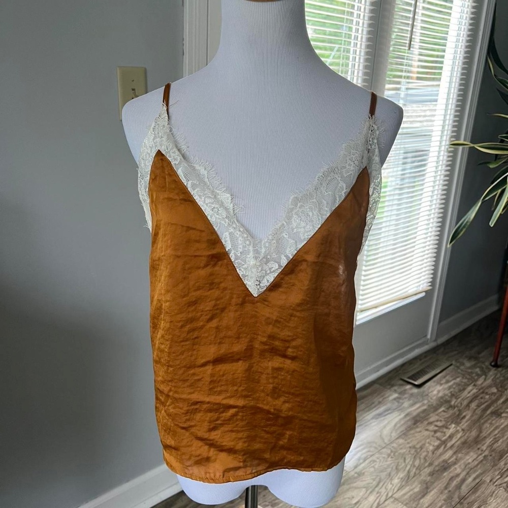 UO silky caramel tank with white lace
